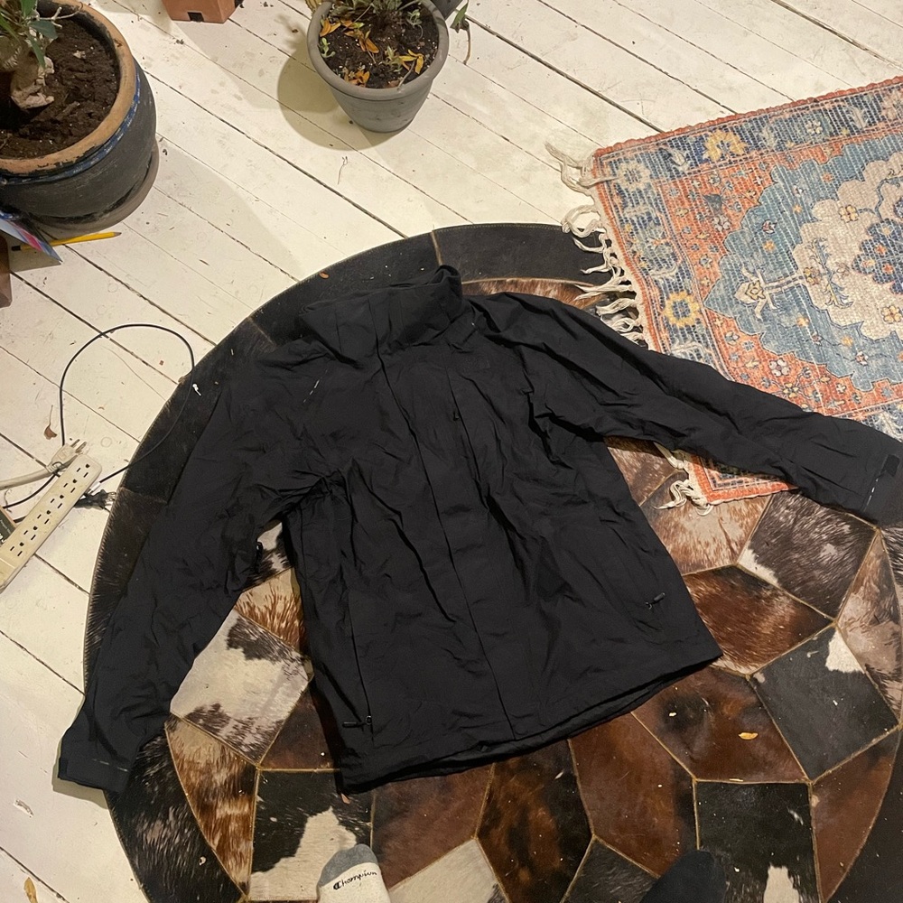 The North Face Men's Black Raincoat